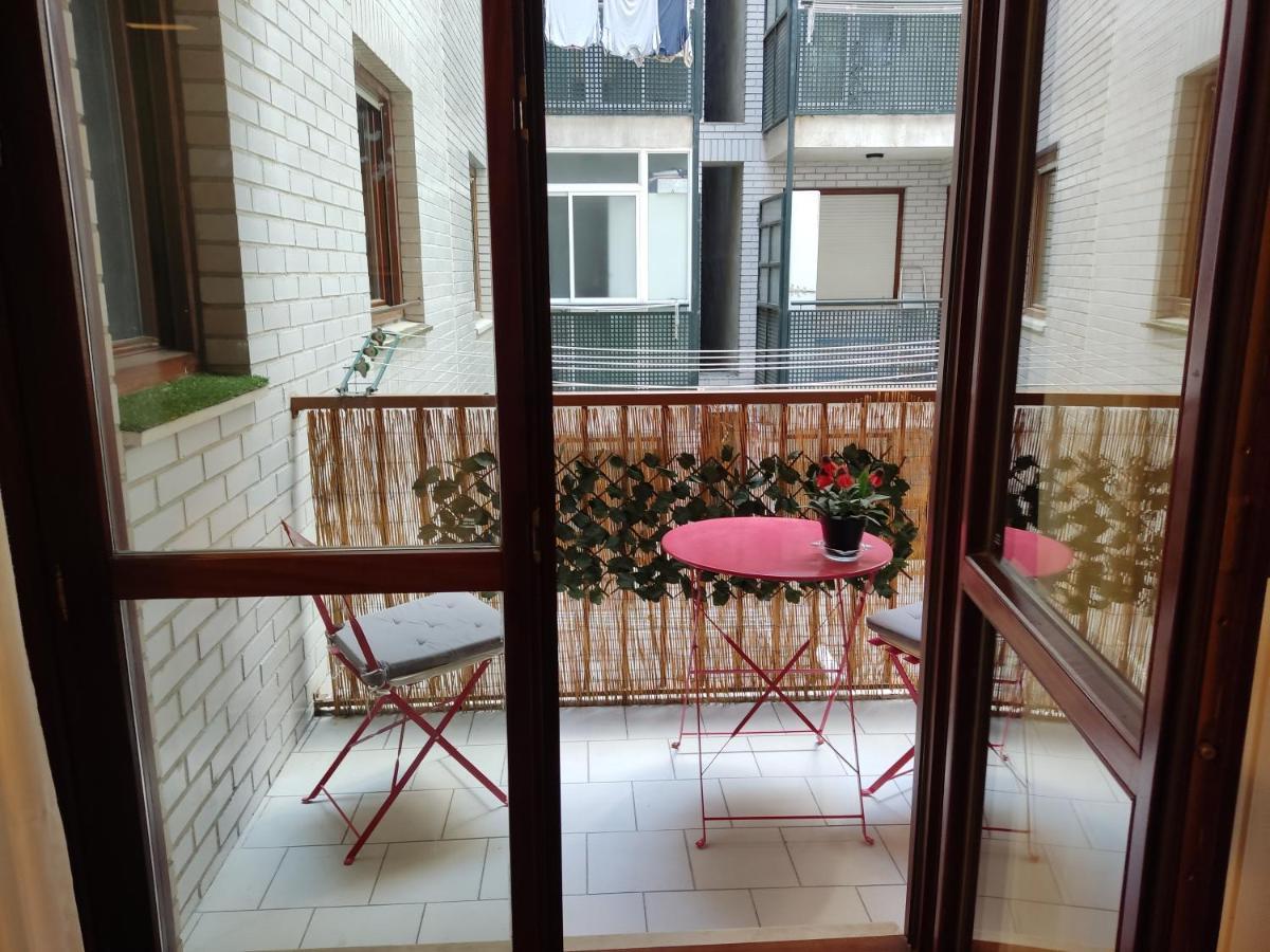 Pension Payvi Pamplona Exterior photo
